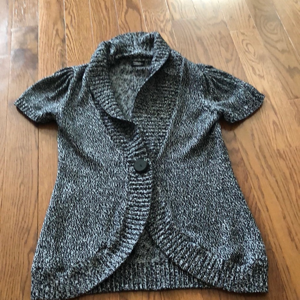 Tribal short sleeved cardigan